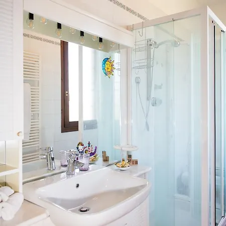 Giardino Di Mia カルデラーラ・ディ・レーノ